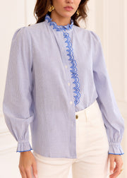 Chemise rayée marine broderies col
