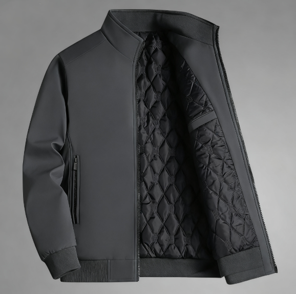 Veste gris sombre ouverte sur un intérieur noir à losanges.