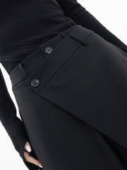 Pantalon ample à devant asymétrique noir, détail du devant