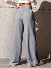Pantalon de jogging large gris, vue portée de dos