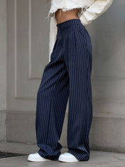 Pantalon ample à rayures marine, vue portée de face