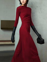 Robe midi moulante asymétrique manches longues