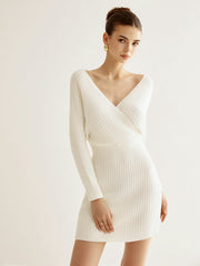 Robe pull croisée cintrée