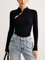Pull découpé ajusté uni