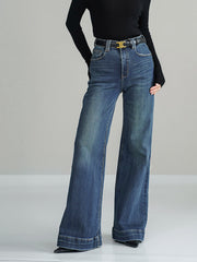 Jean bootcut taille médiane bleu, vue portée de trois quarts
