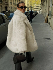 Manteau oversize en fausse fourrure