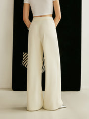Pantalon portefeuille taille haute ivoire, vue portée de dos