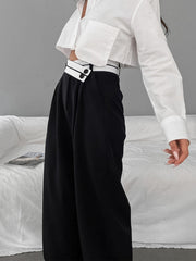 Pantalon ample à taille contrastée noir, vue portée de trois quarts