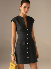 Robe mini sans manches tweed col V