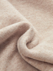 Pantalon large en maille beige, détail