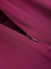 Pantalon satiné bordeaux, détail de la fermeture