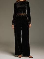 Pantalon velours à bande de dentelle noir, vue portée de face