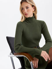 Robe mini col roulé ceinturée