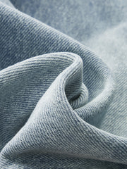 Jean large à bandes bleu clair, détail