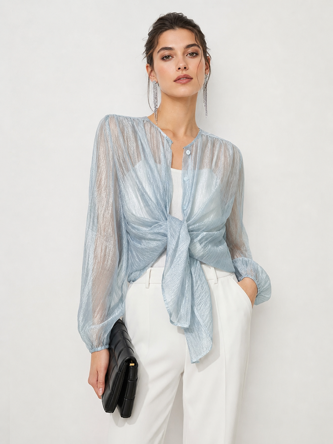 Blouse semi-transparente à manches longues