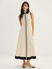 Robe longue à col contrasté