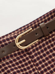 Pantalon à carreaux bordeaux, détail de la ceinture