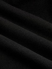 Manteau noir à col cape