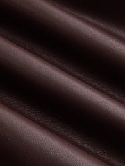 Pantalon barrel en simili cuir chocolat, détail du tissu