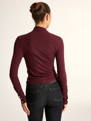 Top col montant manches longues boutonné