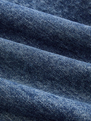 Jean marin à double boutonnage bleu, détail du denim