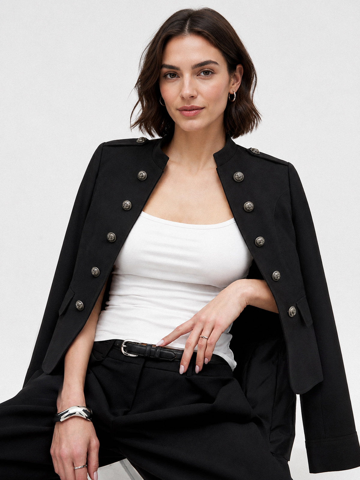Veste militaire à boutons