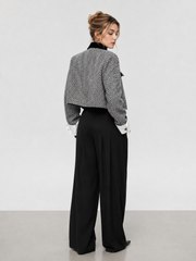Veste tweed crop à poignets blancs
