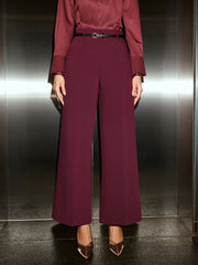 Pantalon cropped jambe large bordeaux, vue portée de face