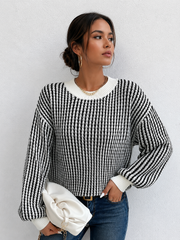 Top tricot rayé color block — vue portée de face, face caméra