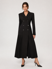 Manteau noir à ourlet plissé