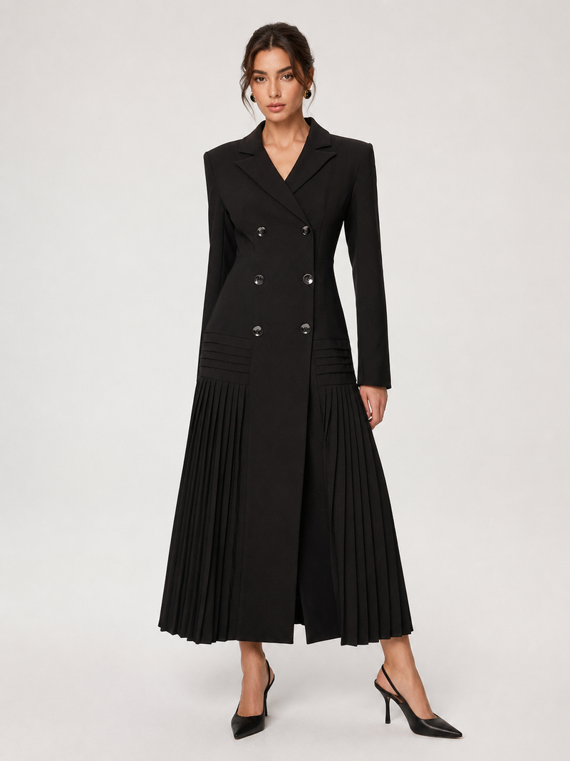 Manteau noir à ourlet plissé