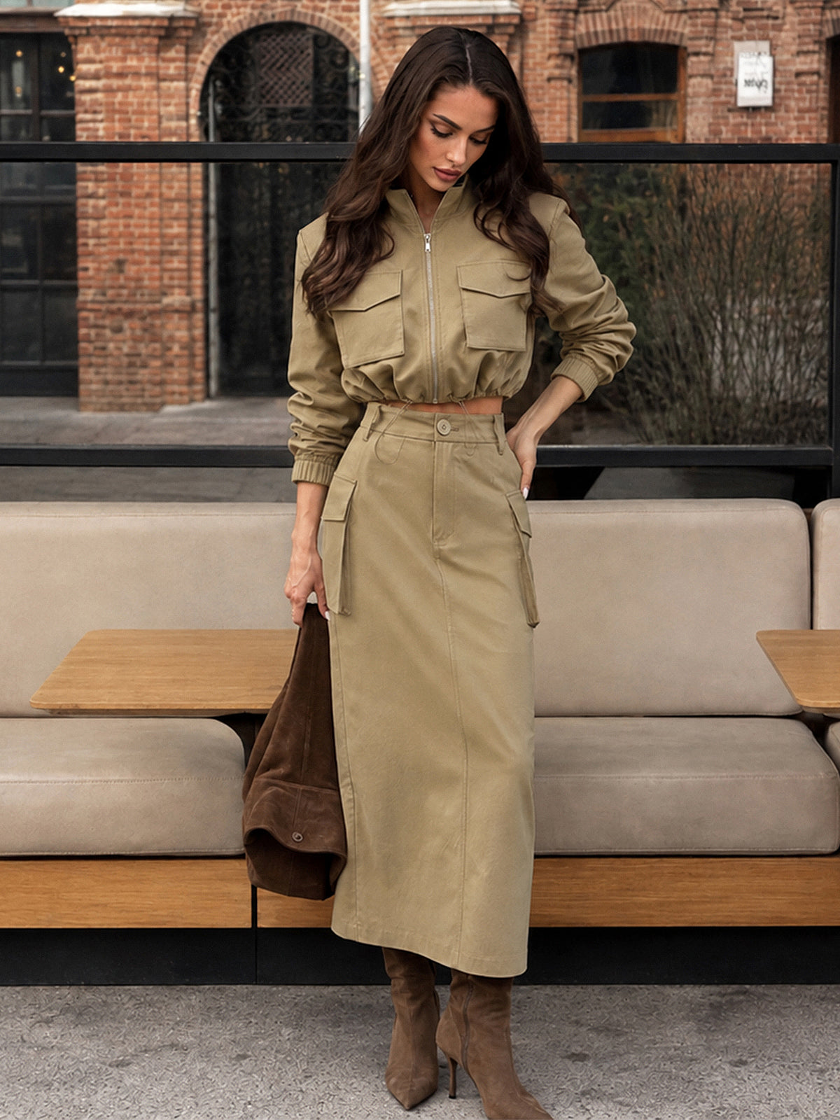 Ensemble veste courte jupe midi cargo