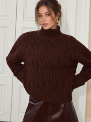 Pull torsadé à col roulé