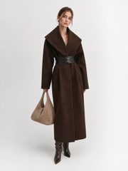 Manteau long à large col