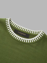 Pull bordure contrastée