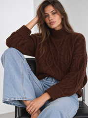 Pull torsadé à col roulé