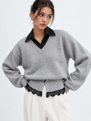Pull col contrasté bord dentelle