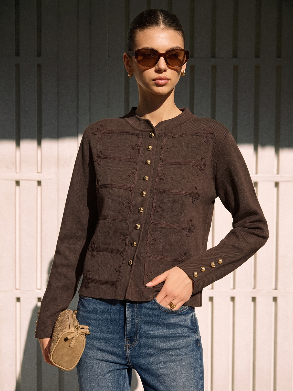 Cardigan tricot passementerie