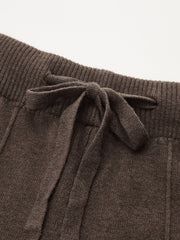 Pantalon en maille à cordon marron foncé, détail, cordon