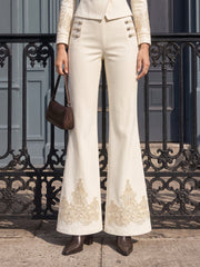 Pantalon évasé brodé ivoire, vue portée de face
