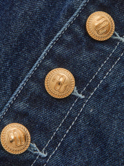 Jean large à boutons marine, détail, boutons