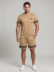 Ensemble t-shirt ajusté et short