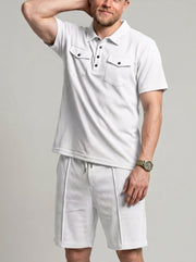 Ensemble chemise gaufrée et short blanc — vue portée en pied, de face