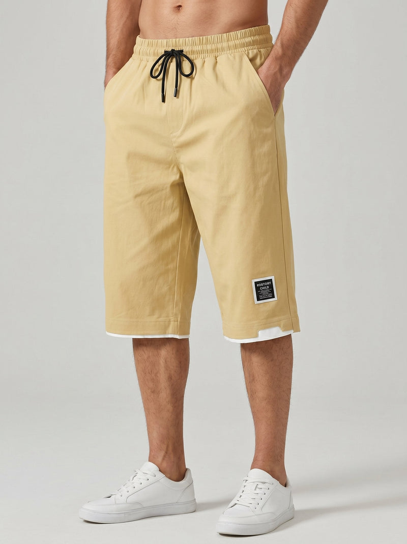 Short décontracté beige, vue portée de face