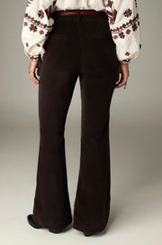 Pantalon à jambe nette