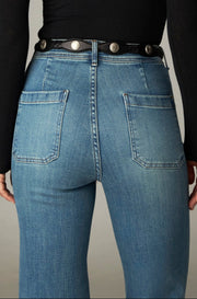 Pantalon large à jambe nette