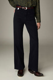 Pantalon à jambe nette