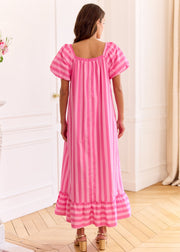 Robe longue rayée fuchsia col bardot