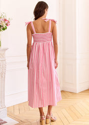 Robe rayée bretelles nouées