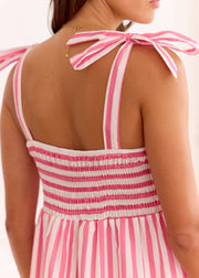 Robe rayée bretelles nouées